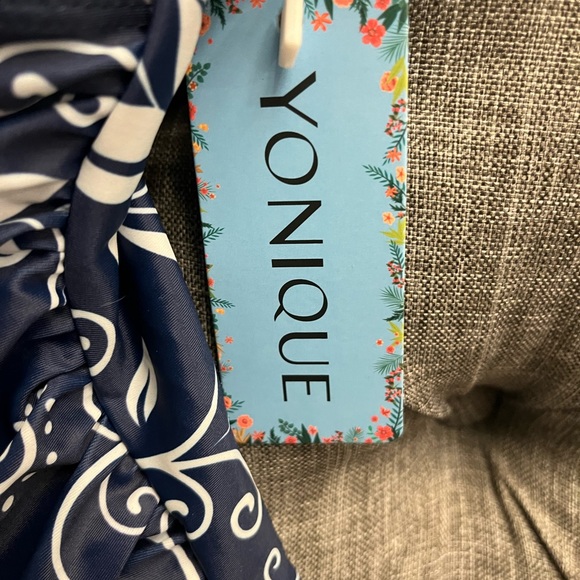 Yonique One Piece Swimsuits for WomenTummy Control Swimdress Skirt Swimwear - Picture 7 of 7